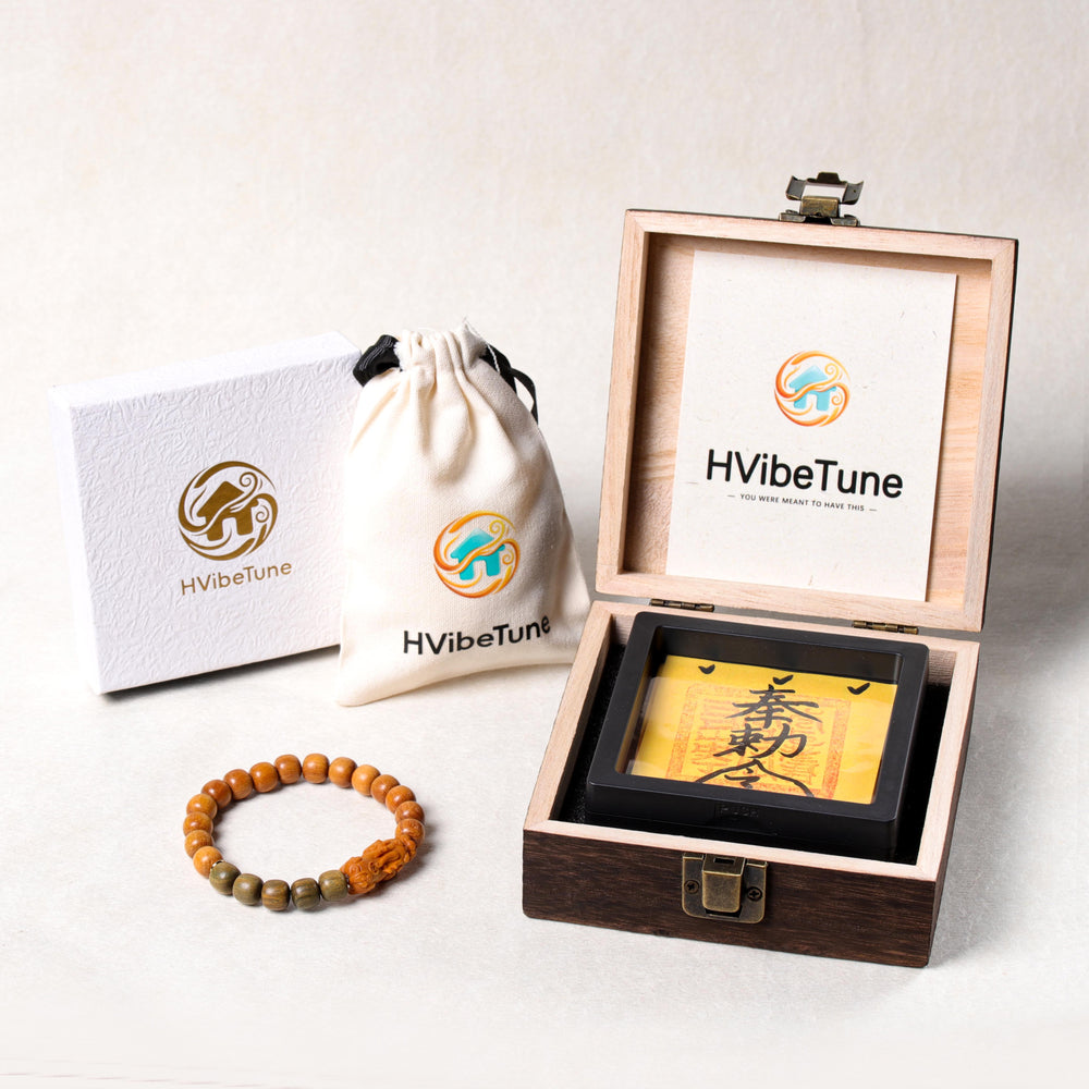 FREE Today: Golden & Green Sandalwood Pixiu Bracelet